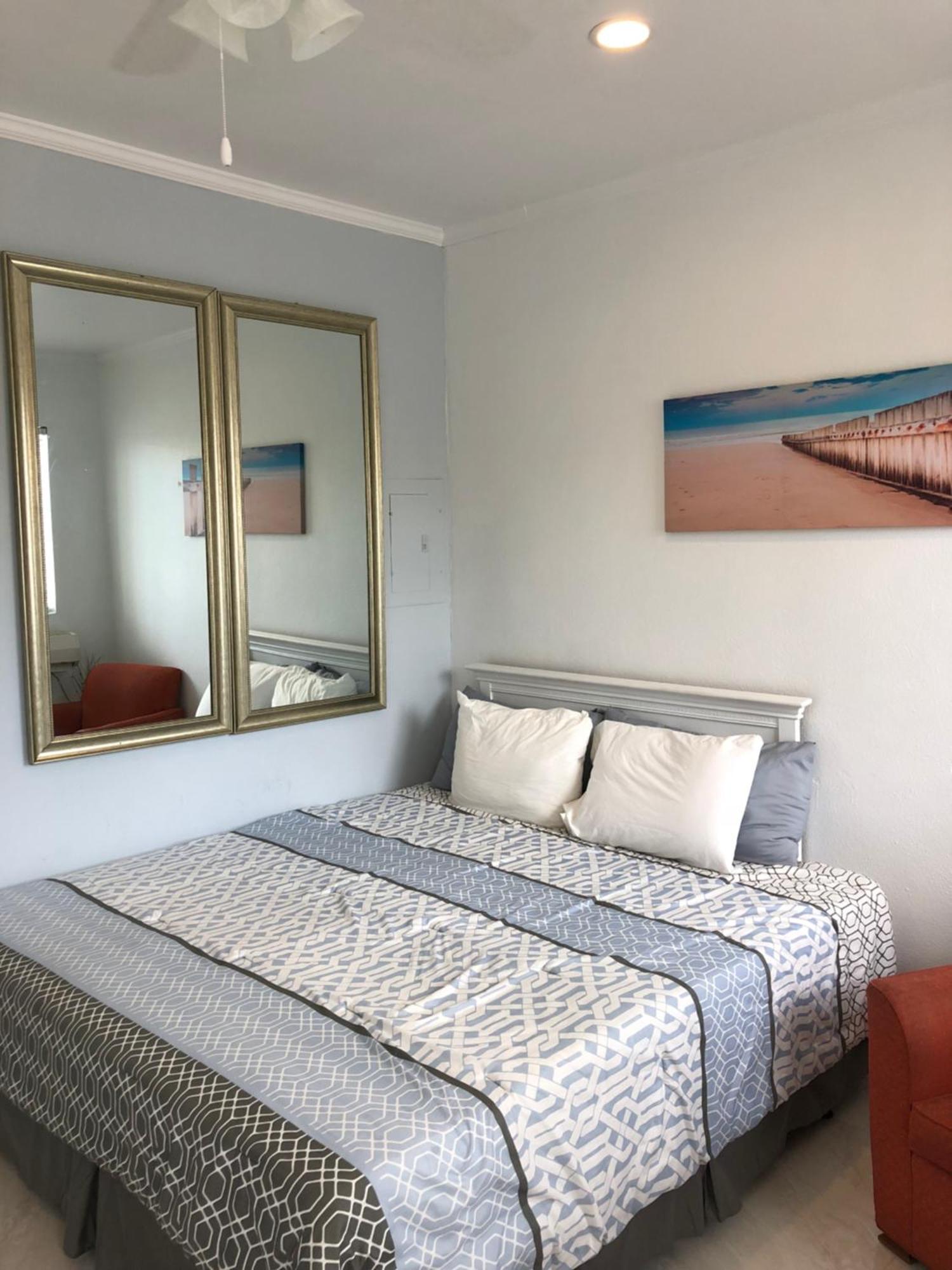 The Oasis Retreat Apartment Насау Екстериор снимка