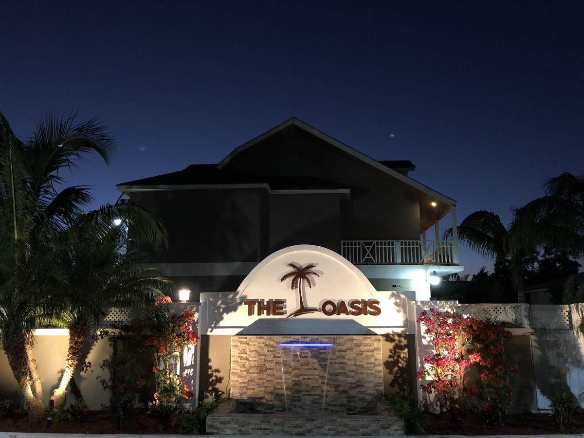 The Oasis Retreat Apartment Насау Екстериор снимка